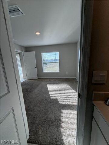 636 Wilmington PKWY, Cape Coral, FL 33993