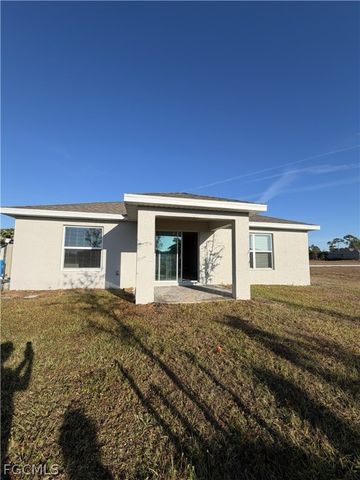 636 Wilmington PKWY, Cape Coral, FL 33993