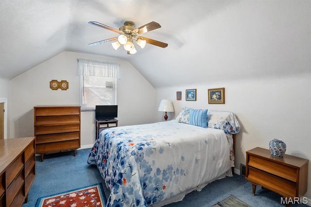 1231 Hornsby Avenue, St Louis, MO 63147