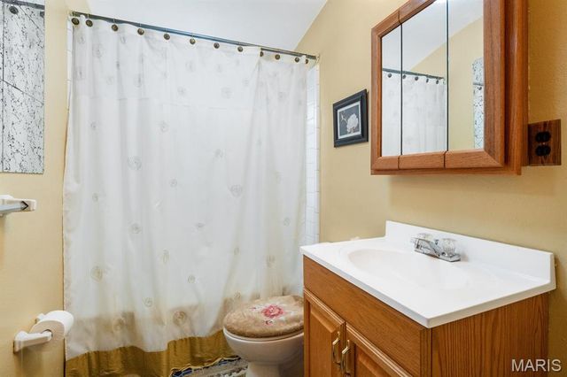 1231 Hornsby Avenue, St Louis, MO 63147