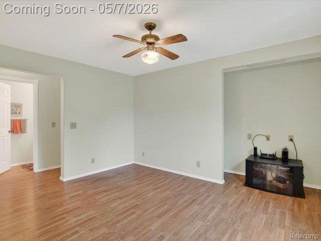 5081 Vines Road, Howell, MI 48843