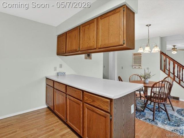 5081 Vines Road, Howell, MI 48843