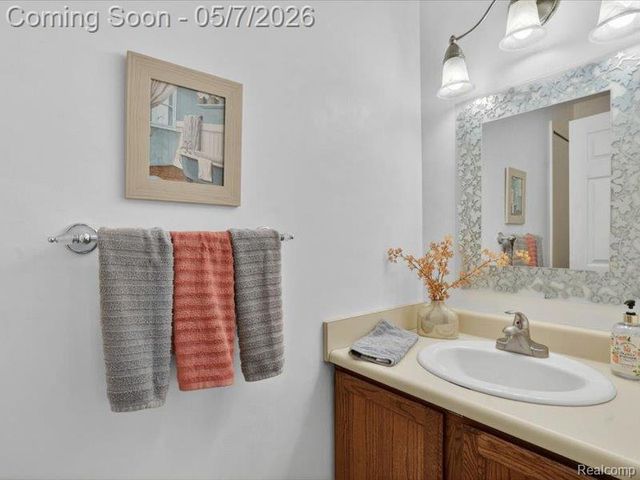 5081 Vines Road, Howell, MI 48843