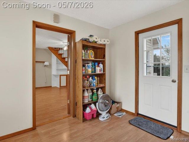 5081 Vines Road, Howell, MI 48843
