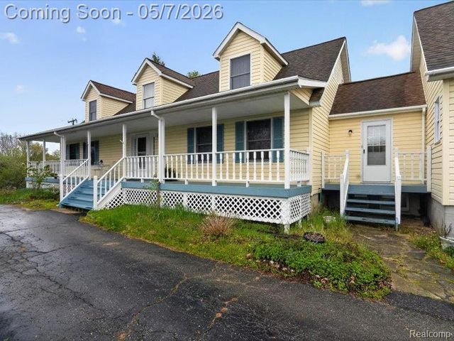 5081 Vines Road, Howell, MI 48843