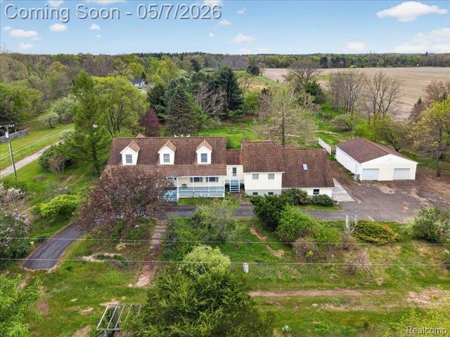 5081 Vines Road, Howell, MI 48843