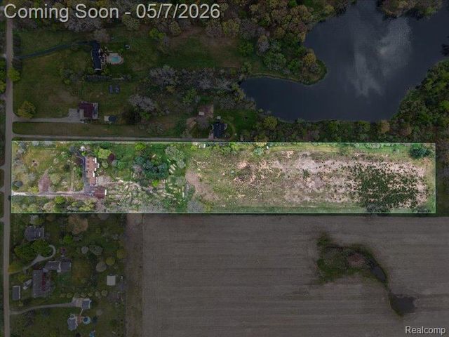 5081 Vines Road, Howell, MI 48843