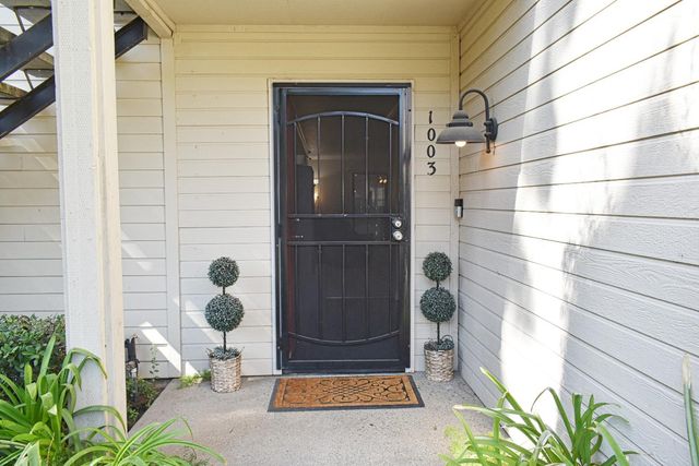 2401 Eilers Ln #1003, Lodi, CA 95242