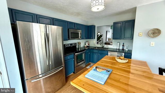 100 BALMORAL WAY, Newark, DE 19702
