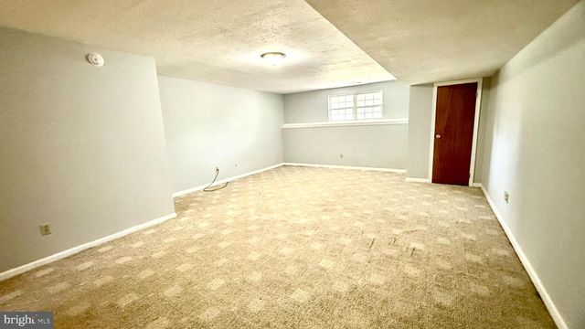 100 BALMORAL WAY, Newark, DE 19702