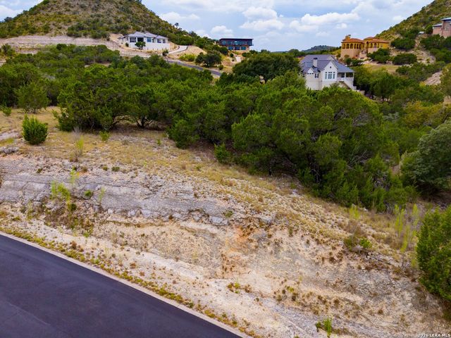 1015 Thunderbolt Rd, Canyon Lake, TX 78133
