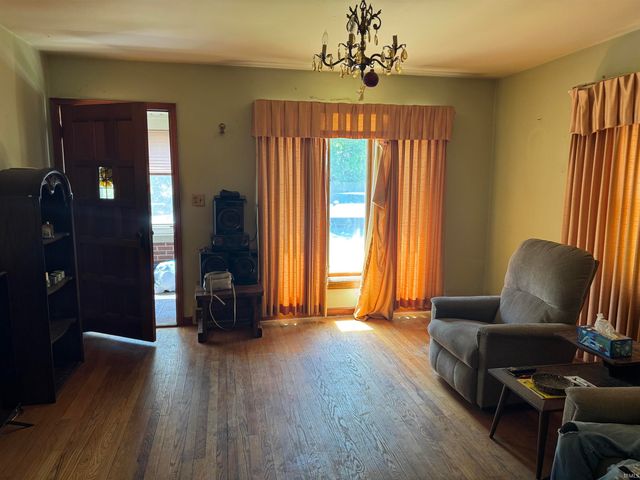 401 W Sycamore Street, Boonville, IN 47601