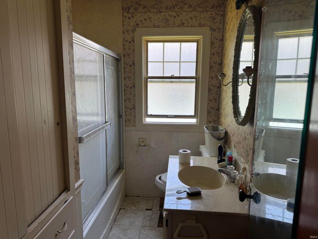401 W Sycamore Street, Boonville, IN 47601