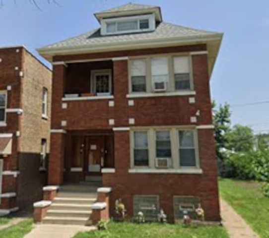 6953 S Artesian Avenue, Chicago, IL 60629