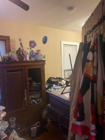 6953 S Artesian Avenue, Chicago, IL 60629