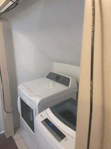 6953 S Artesian Avenue, Chicago, IL 60629