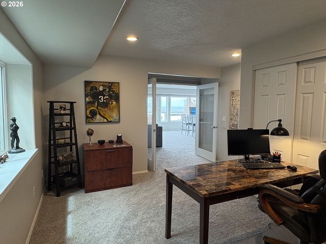 5725 EL MAR Ave, Lincoln City, OR 97367