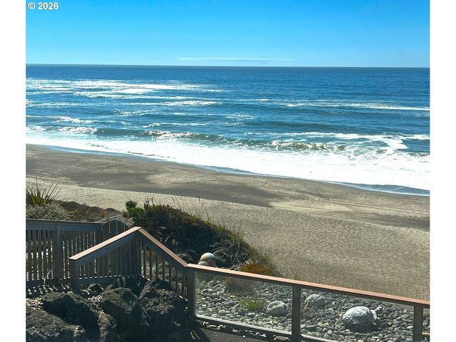 5725 EL MAR Ave, Lincoln City, OR 97367