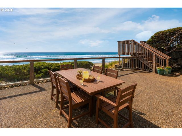 5725 EL MAR Ave, Lincoln City, OR 97367