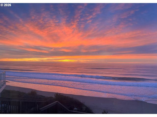 5725 EL MAR Ave, Lincoln City, OR 97367