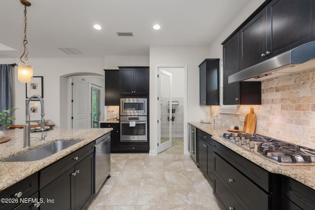 3092 BRETTUNGAR Drive, Jacksonville, FL 32246