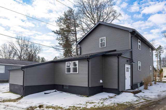 107 ONTARIO Street, Edinboro, PA 16412