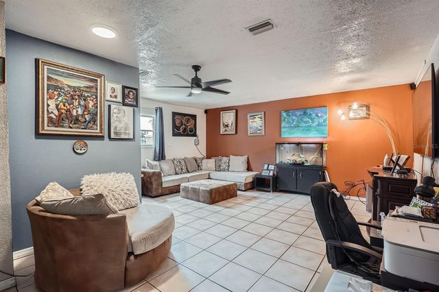 15508 WETSTONE DRIVE, Tampa, FL 33613