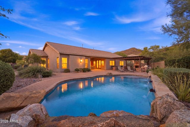 38804 N COURAGE Court, Anthem, AZ 85086