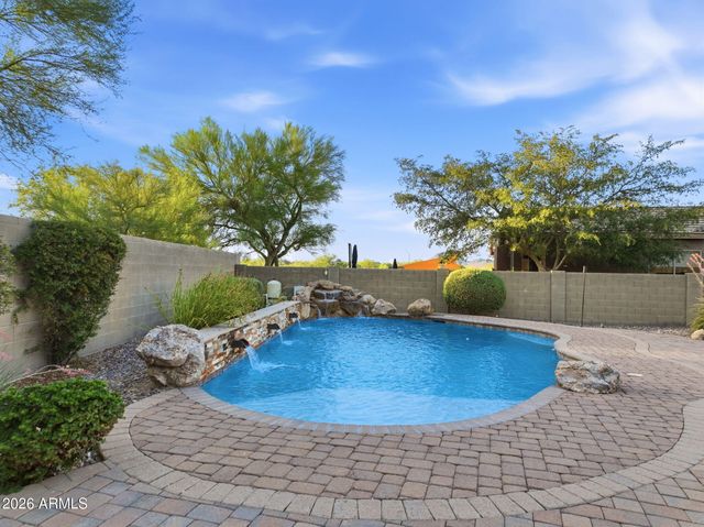 38804 N COURAGE Court, Anthem, AZ 85086