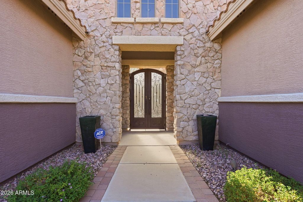 38804 N COURAGE Court, Anthem, AZ 85086 — photo 4