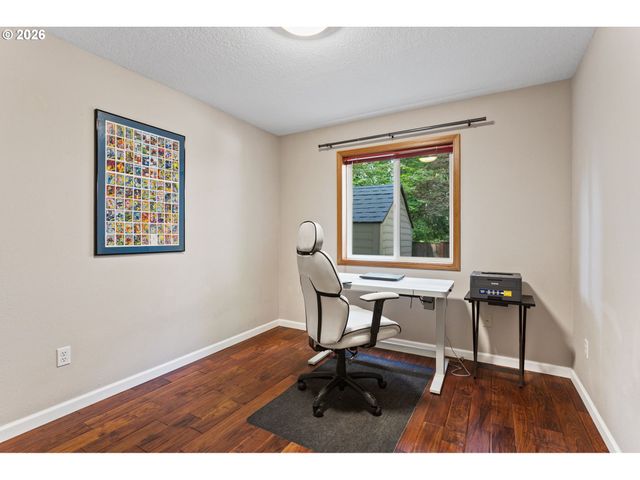16550 Sw PENINSULA Ct, Beaverton, OR 97006