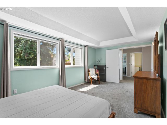 16550 Sw PENINSULA Ct, Beaverton, OR 97006