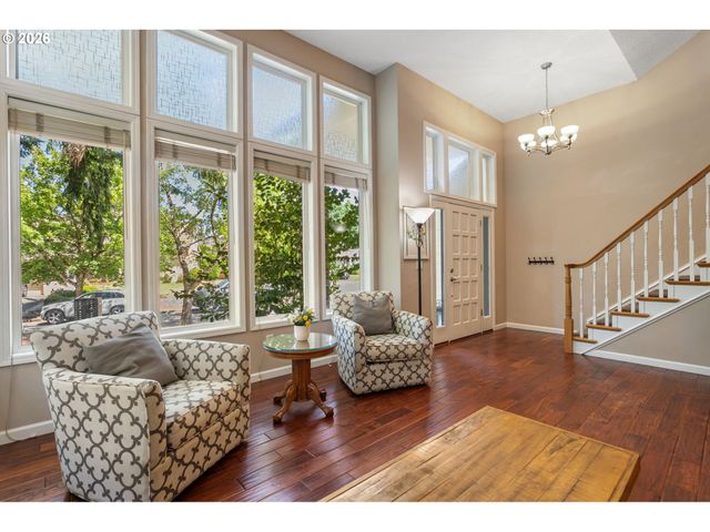 16550 Sw PENINSULA Ct, Beaverton, OR 97006