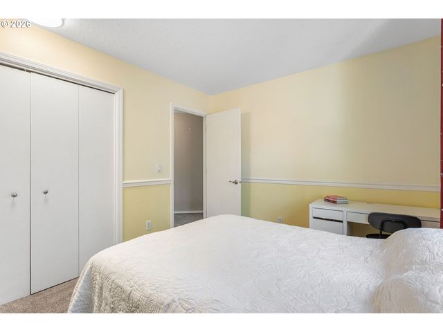 16550 Sw PENINSULA Ct, Beaverton, OR 97006