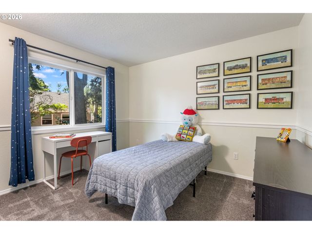 16550 Sw PENINSULA Ct, Beaverton, OR 97006
