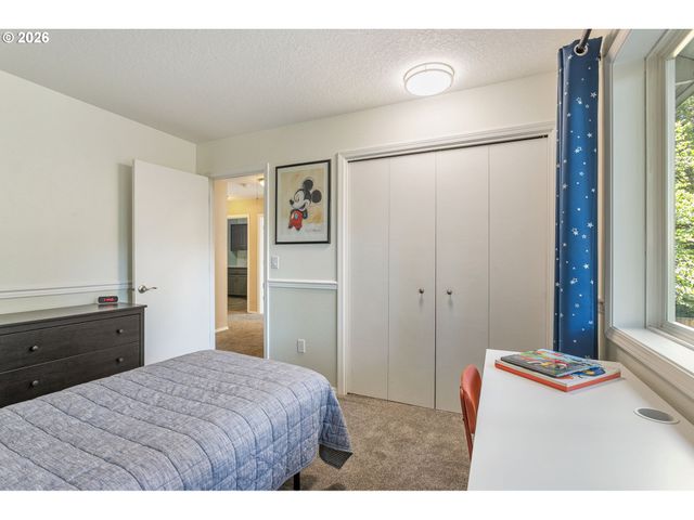16550 Sw PENINSULA Ct, Beaverton, OR 97006