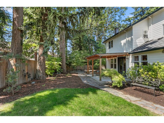 16550 Sw PENINSULA Ct, Beaverton, OR 97006