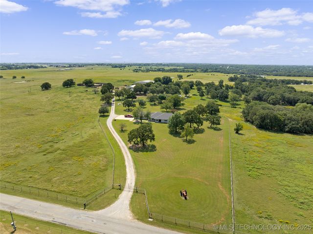 8753 Prairie Valley Road, Ardmore, OK 73401