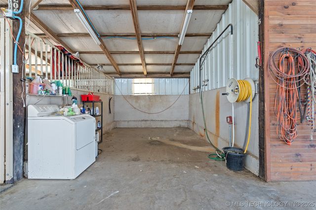 8753 Prairie Valley Road, Ardmore, OK 73401