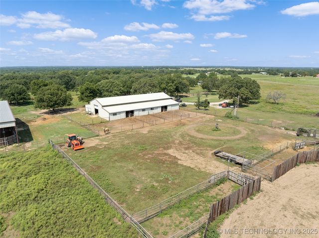 8753 Prairie Valley Road, Ardmore, OK 73401