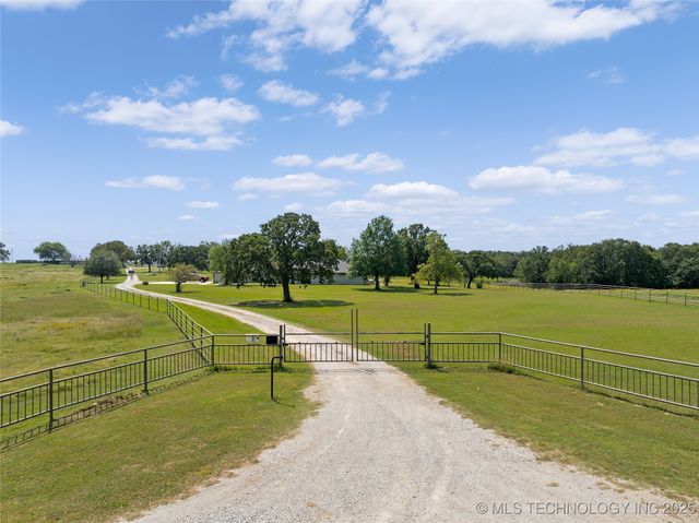 8753 Prairie Valley Road, Ardmore, OK 73401