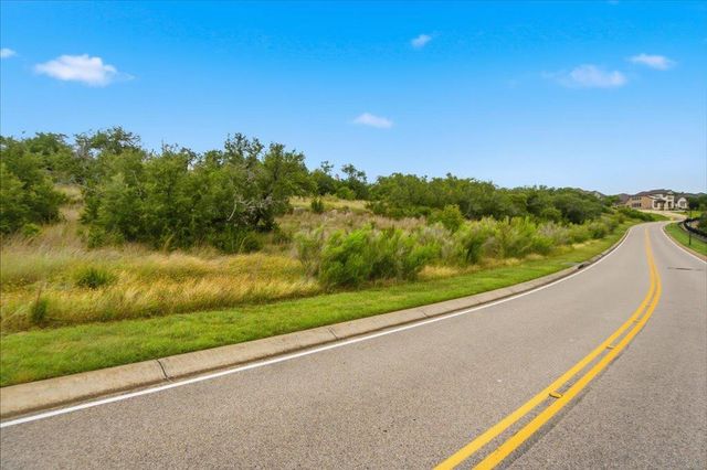 7508 Tessera PKWY, Lago Vista, TX 78645