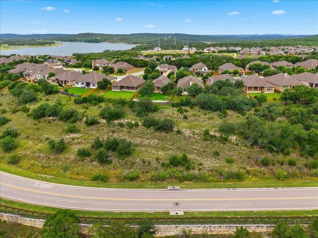 7508 Tessera PKWY, Lago Vista, TX 78645