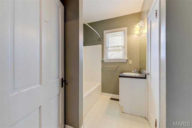 103 S 6th Street, Marthasville, MO 63357