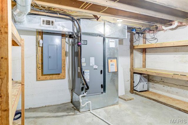 103 S 6th Street, Marthasville, MO 63357