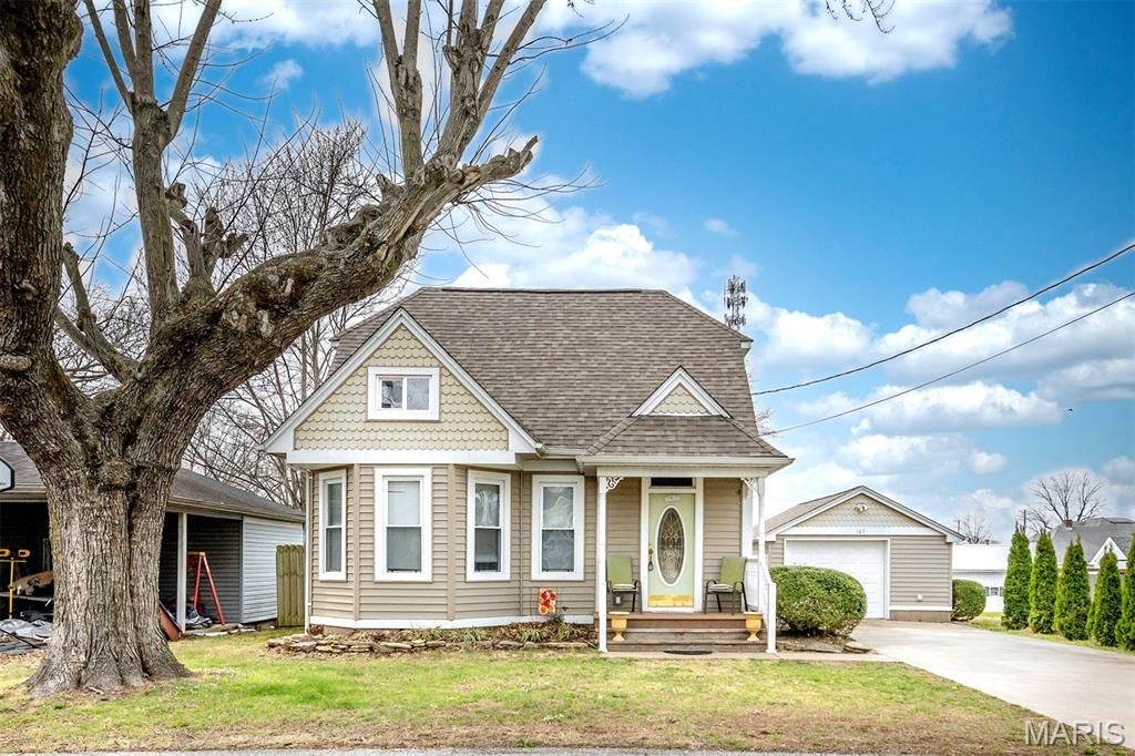 103 S 6th Street, Marthasville, MO 63357