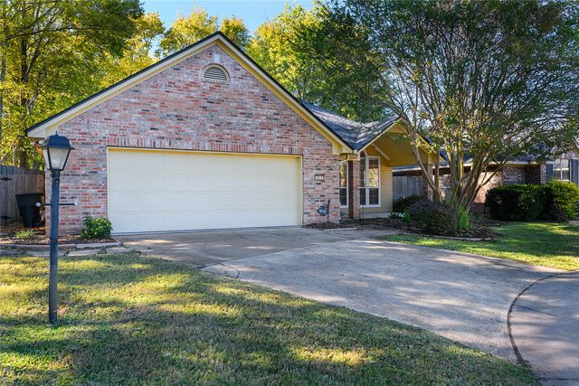 9012 Klondike Court, Shreveport, LA 71115