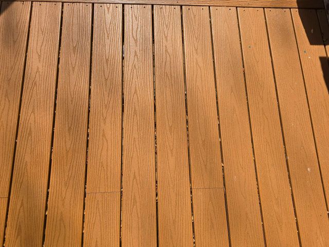 300 Crawford DR, Moneta, VA 24121