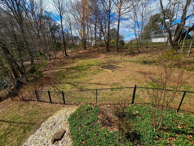 300 Crawford DR, Moneta, VA 24121