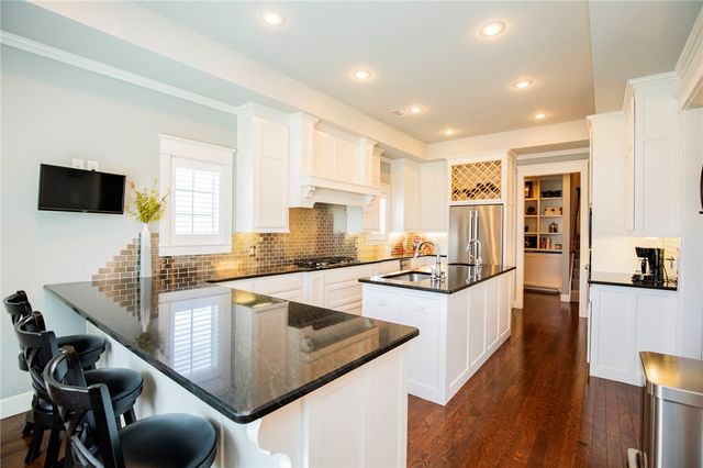 384 Bella Toscana Street, Springdale, AR 72762